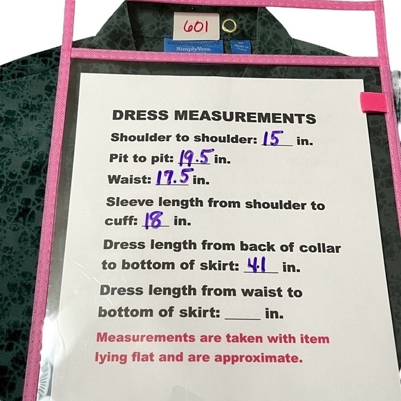 Simply Vera Vera Wang Green Patterned Dress with Tie Front Sz Med - Picture 9 of 10